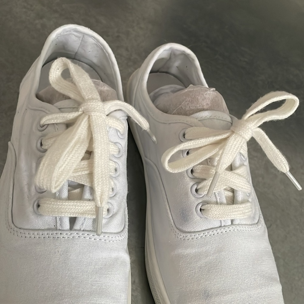 Wild Fable Women’s Canvas Sneakers - Picture 13 of 14